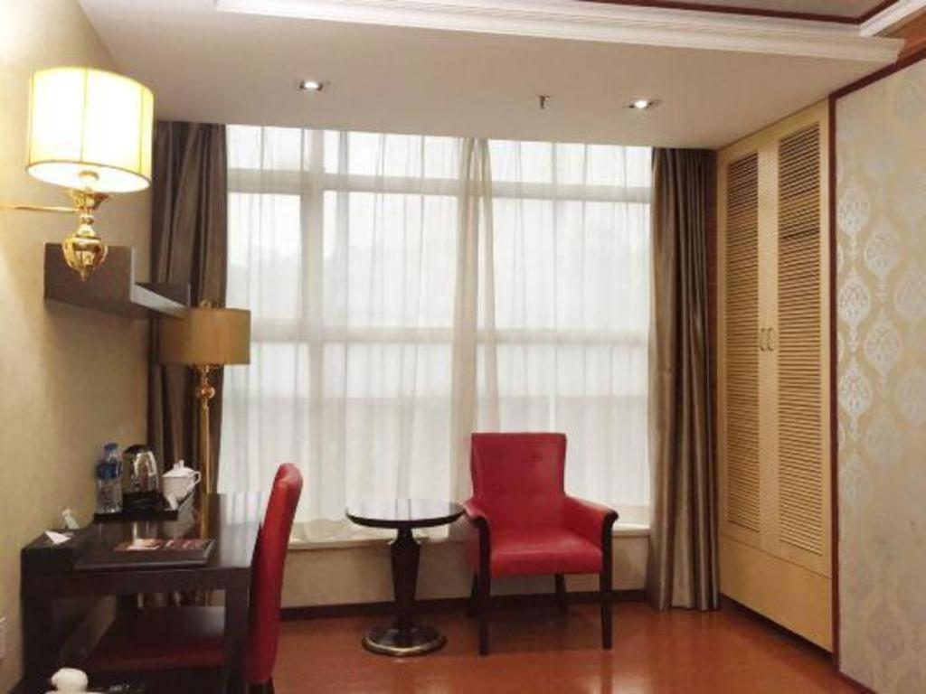 Milu Hotel Гуанчжоу Экстерьер фото